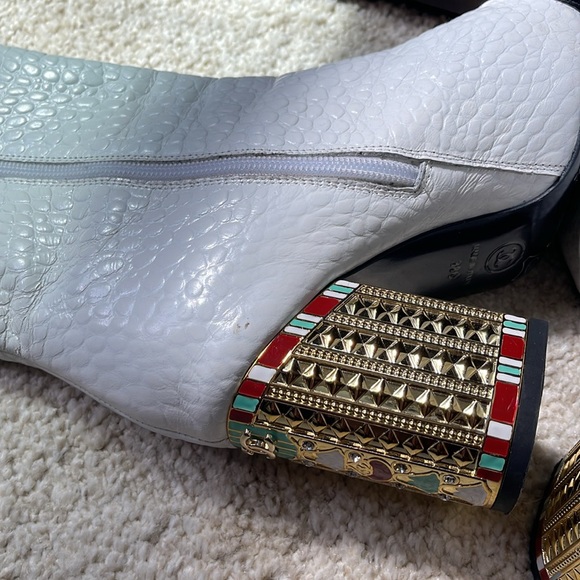 Chanel boots - Picture 4 of 8